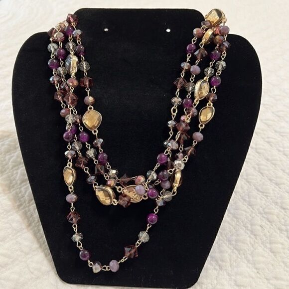 Vintage Beaded Necklace - Picture 3 of 3